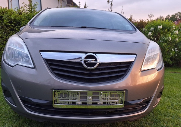Opel Meriva cena 20700 przebieg: 229561, rok produkcji 2011 z Skalbmierz małe 781